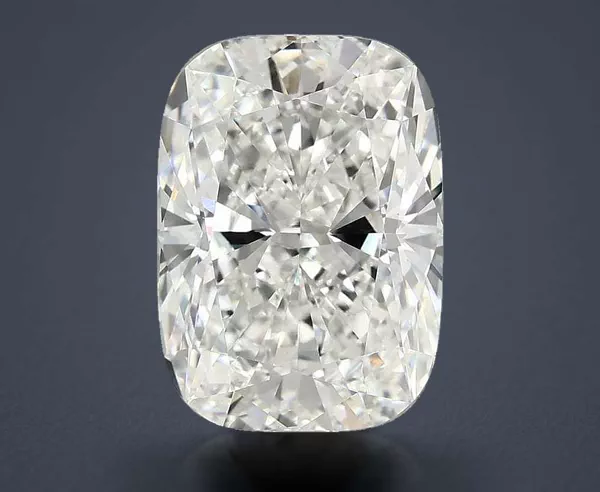 5.19 Carat · F · VVS2 Rare Carat Ideal Cut