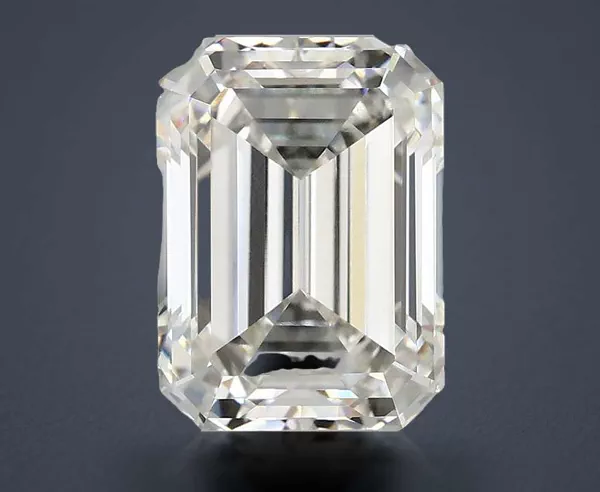 4 Carat · F · VVS2 Rare Carat Ideal Cut
