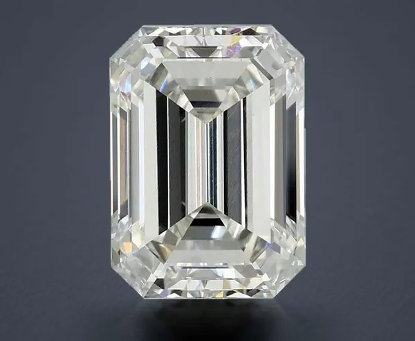 2.96 Carat · H · VS1 Rare Carat Ideal Cut