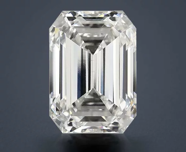 3.19 Carat · E · VS1 Rare Carat Ideal Cut