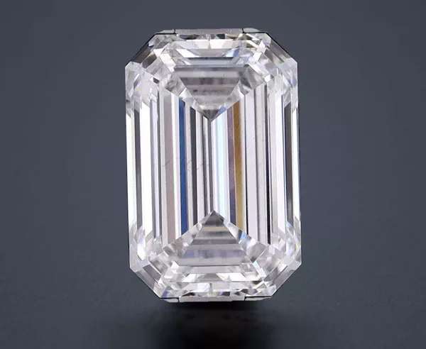 2.28 Carat · E · VS2 Rare Carat Ideal Cut