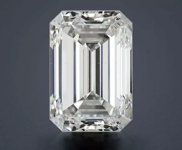 2.47 Carat · F · VS1 Rare Carat Ideal Cut