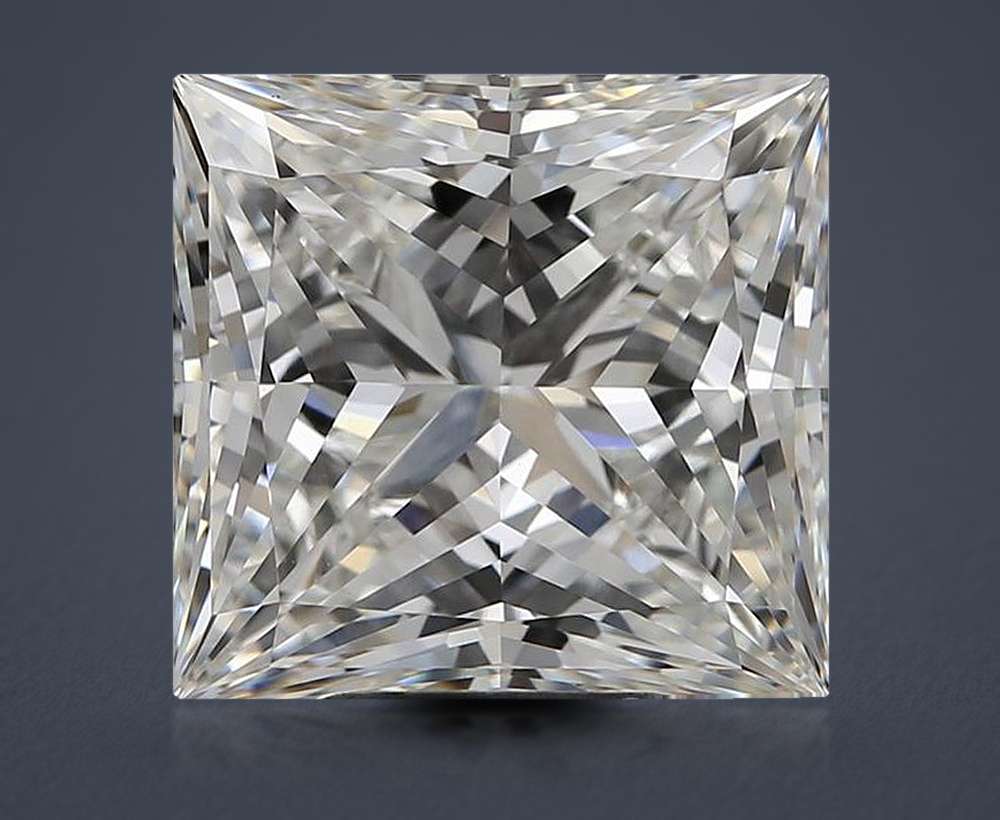 5.52 Carat · F · VVS2 Rare Carat Ideal Cut