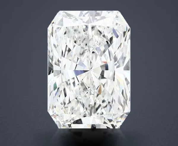 5.59 Carat · F · VVS2 Rare Carat Ideal Cut