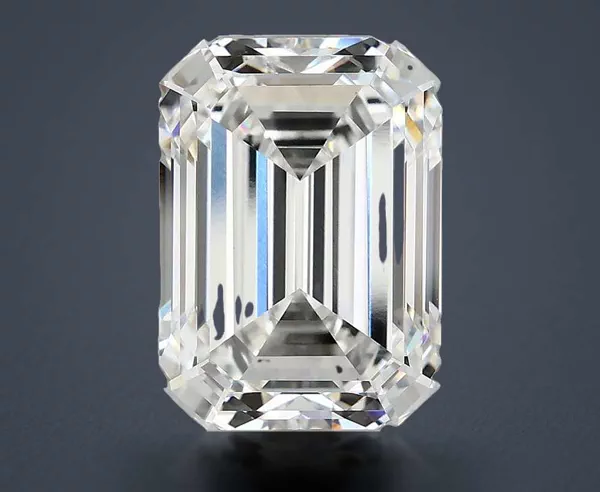6.01 Carat · E · VVS2 Rare Carat Ideal Cut