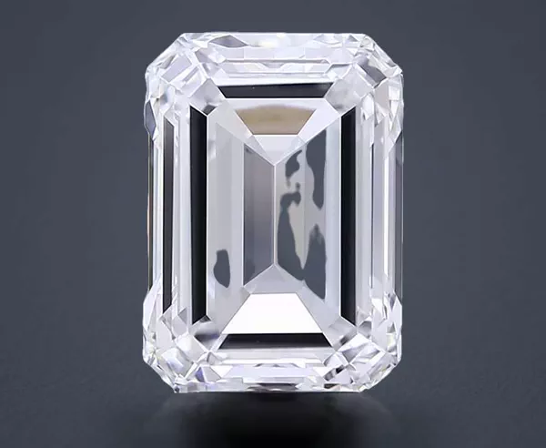 6.73 Carat · E · VVS2 Rare Carat Ideal Cut
