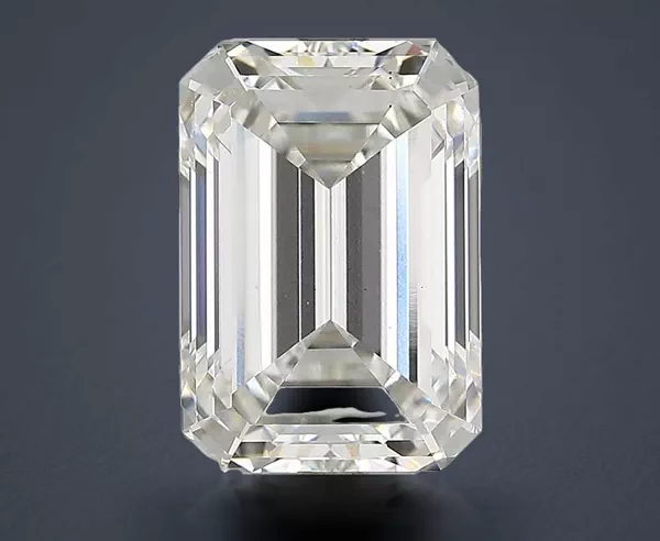 5.48 Carat · F · VS1 Rare Carat Ideal Cut