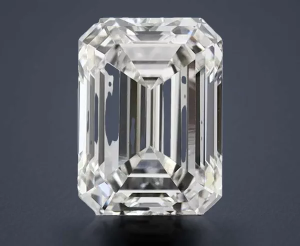 2.8 Carat · G · VS2 Rare Carat Ideal Cut