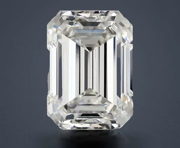 3.01 Carat · G · VVS2 Rare Carat Ideal Cut