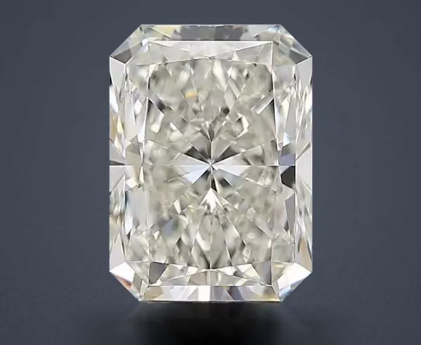 2.21 Carat · K · VS2 Rare Carat Ideal Cut