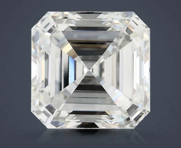 5.01 Carat · F · VS1 excellent Cut