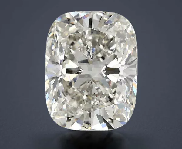 4.01 Carat · H · VVS2 Rare Carat Ideal Cut