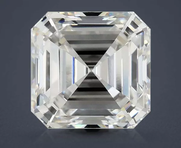 3.94 Carat · F · VVS2 excellent Cut