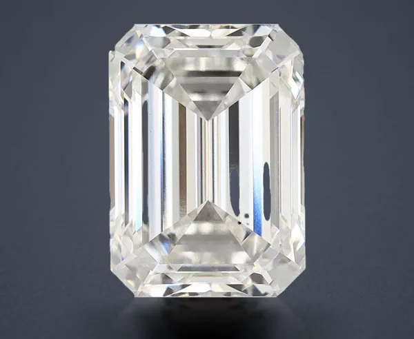 5.52 Carat · G · VS2 Rare Carat Ideal Cut