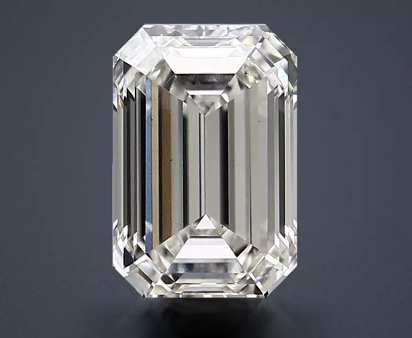 2.89 Carat · G · VS1 Rare Carat Ideal Cut