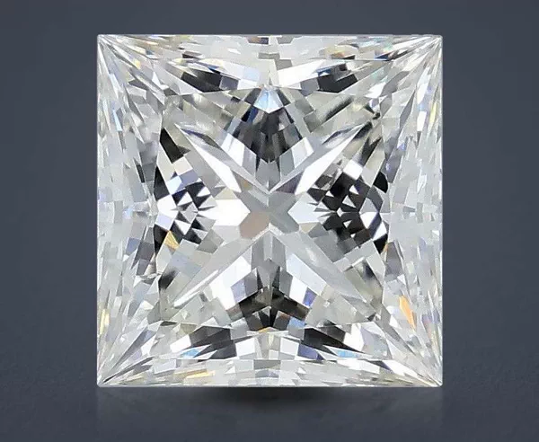 4.04 Carat · G · VS2 Rare Carat Ideal Cut