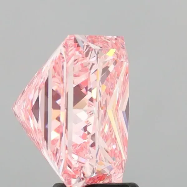 6.09 Carat · Pink · Fancy Intense · VVS2