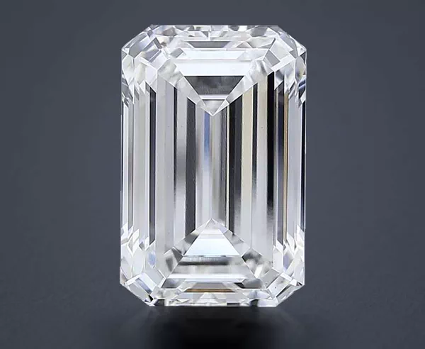 6 Carat · G · VS1 Rare Carat Ideal Cut