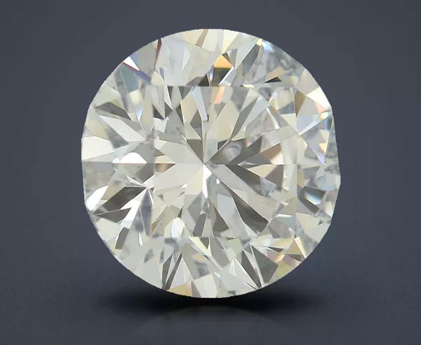 4.27 Carat · F · VS1 Rare Carat Ideal Cut