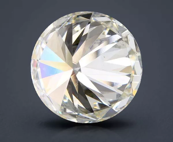 5.52 Carat · K · VS2 Rare Carat Ideal Cut