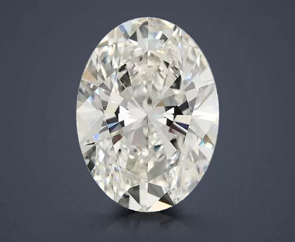 2.85 Carat · G · VS1 Rare Carat Ideal Cut