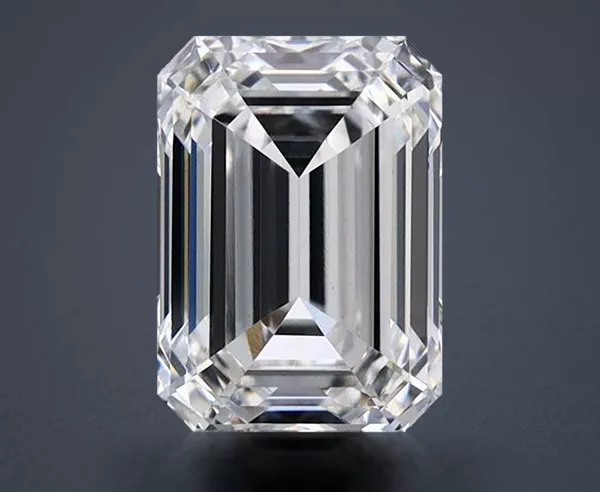 2.24 Carat · E · VVS2 Rare Carat Ideal Cut