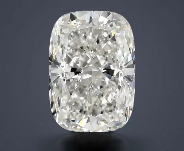 3.08 Carat · G · VS1 Rare Carat Ideal Cut