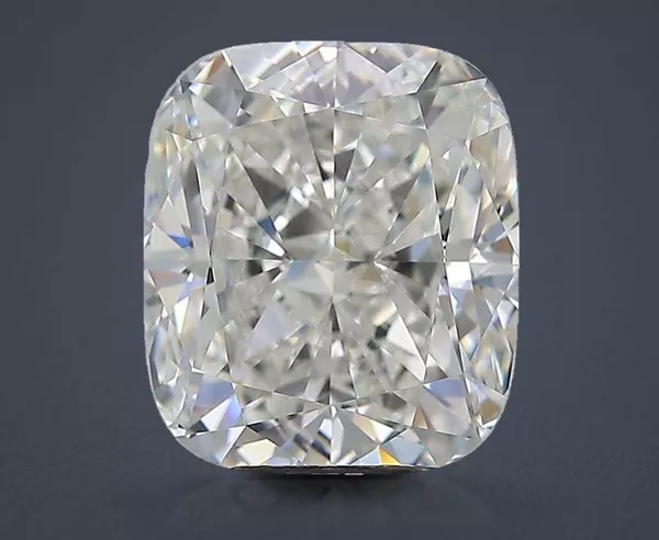 5.01 Carat · I · VS1 Rare Carat Ideal Cut