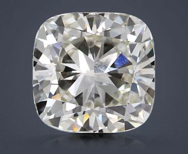 3.01 Carat · H · VS1 Rare Carat Ideal Cut