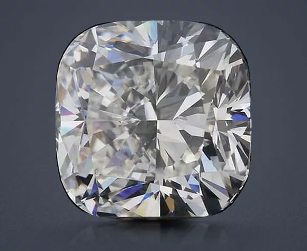 3.26 Carat · E · VS2 Rare Carat Ideal Cut