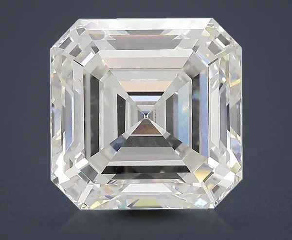 7.06 Carat · F · VVS2 Rare Carat Ideal Cut