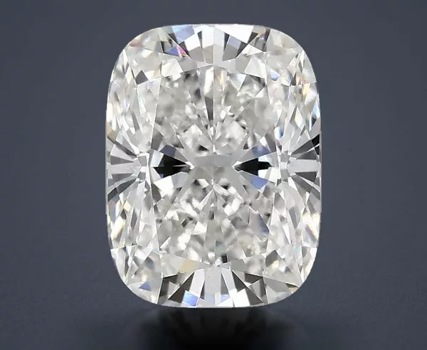 2.59 Carat · F · VVS2 Rare Carat Ideal Cut