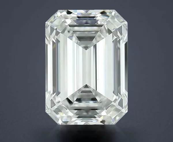 3.53 Carat · F · VS2 Rare Carat Ideal Cut