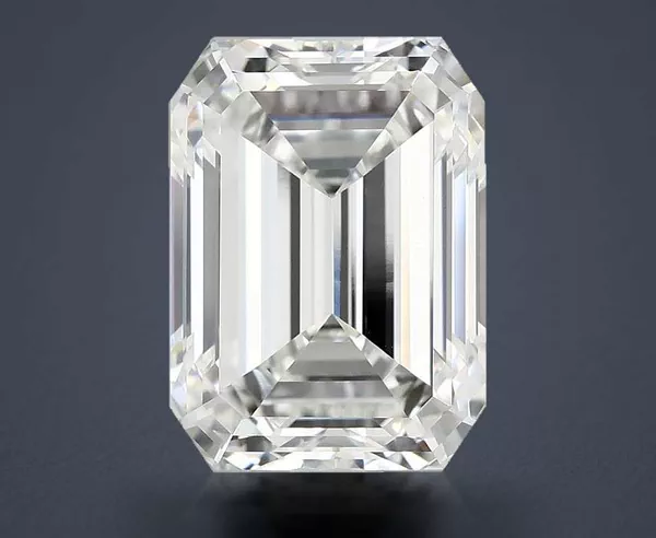 6.08 Carat · F · VVS2 Rare Carat Ideal Cut