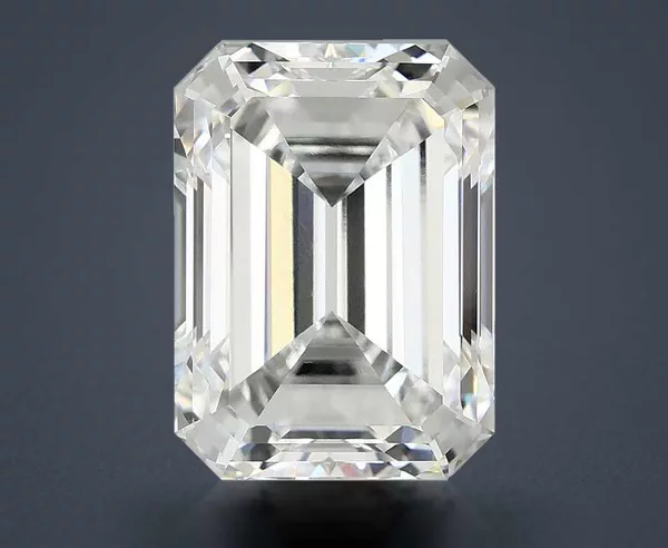 6.9 Carat · E · VVS2 Rare Carat Ideal Cut