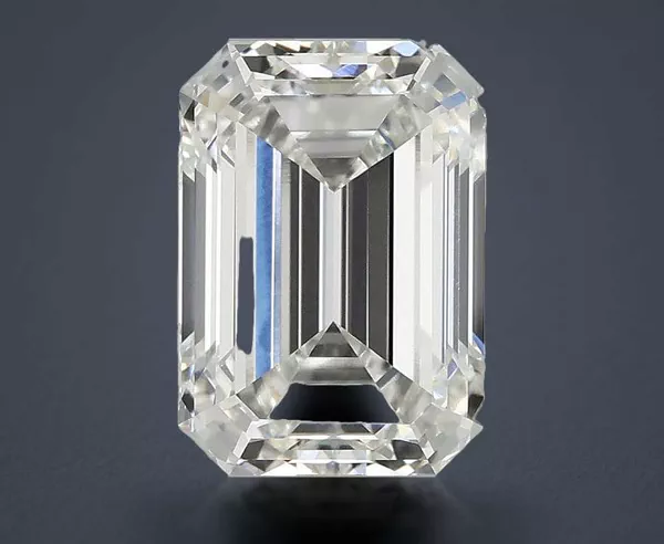 4.05 Carat · F · VVS2 Rare Carat Ideal Cut