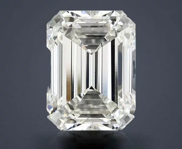 3.18 Carat · G · VS1 Rare Carat Ideal Cut