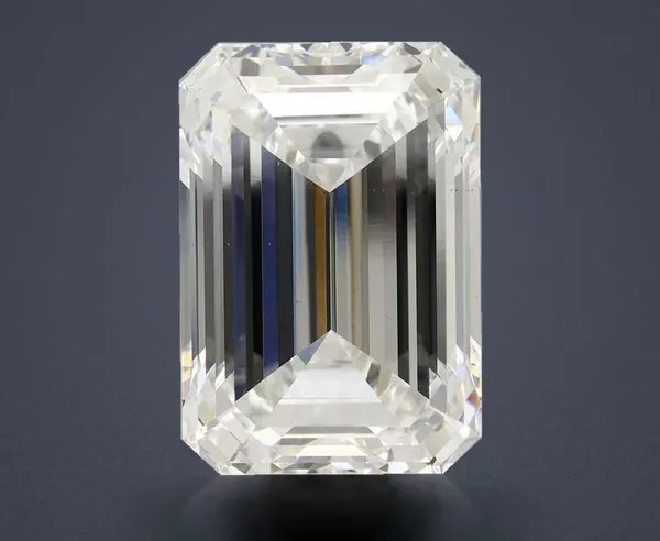 7.06 Carat · F · VS2 Rare Carat Ideal Cut