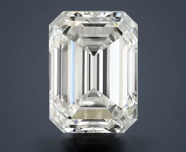 3 Carat · F · VVS2 excellent Cut