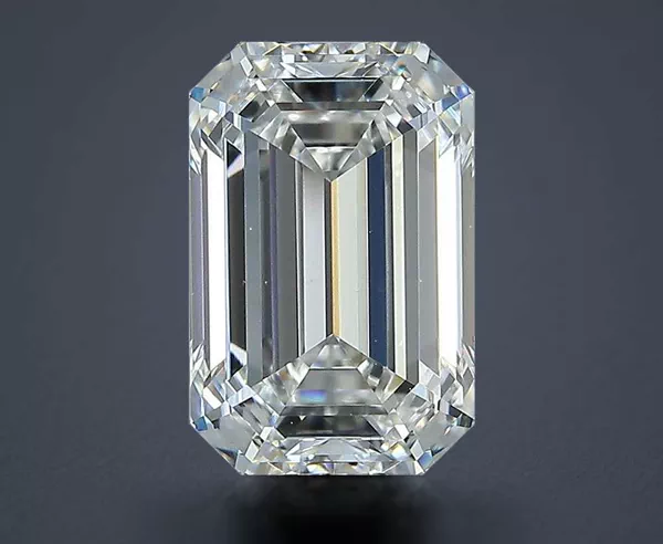 4.03 Carat · G · VS2 Rare Carat Ideal Cut