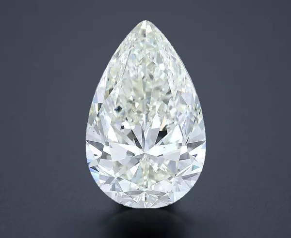 5.01 Carat · J · VS1 Rare Carat Ideal Cut