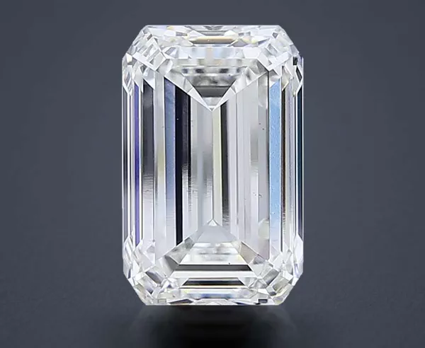 7.02 Carat · G · VS1 Rare Carat Ideal Cut