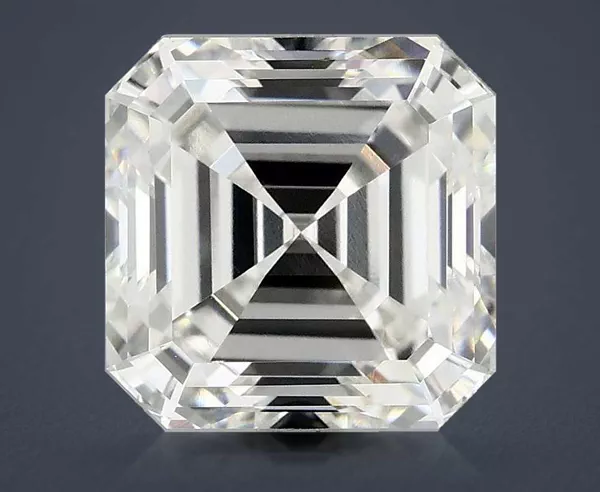 2.21 Carat · E · VS1 Rare Carat Ideal Cut