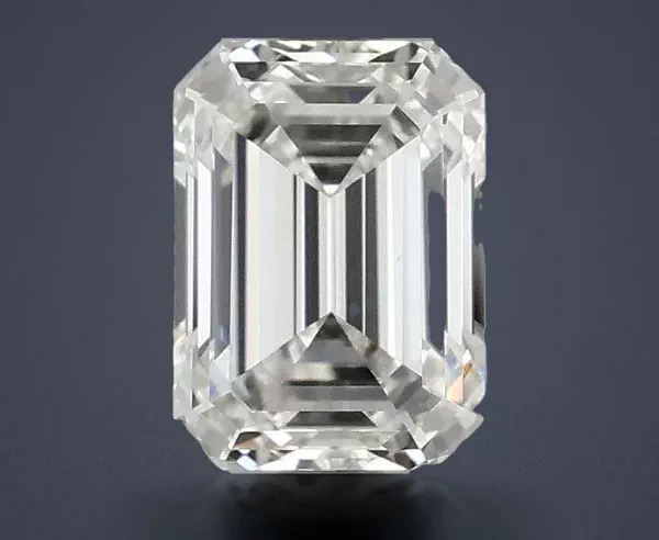 1.59 Carat · E · VS2 Rare Carat Ideal Cut