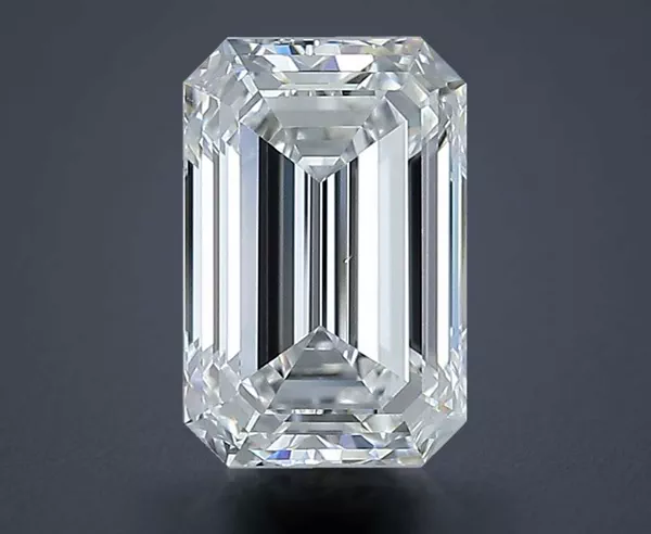2.3 Carat · F · VS1 Rare Carat Ideal Cut