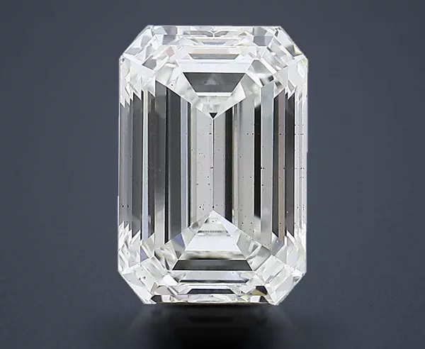 7.09 Carat · G · VS2 Rare Carat Ideal Cut
