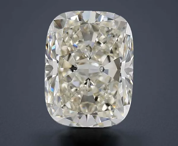 2.5 Carat · J · VVS1 very good Cut