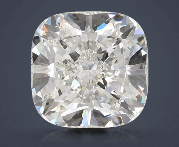3.19 Carat · F · VVS2 Rare Carat Ideal Cut