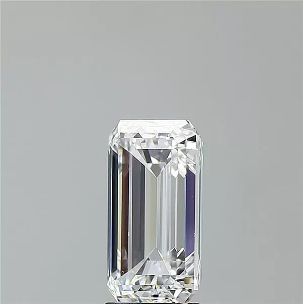 3.37 Carat · E · VS2 Rare Carat Ideal Cut