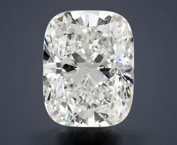3.27 Carat · F · VS1 Rare Carat Ideal Cut